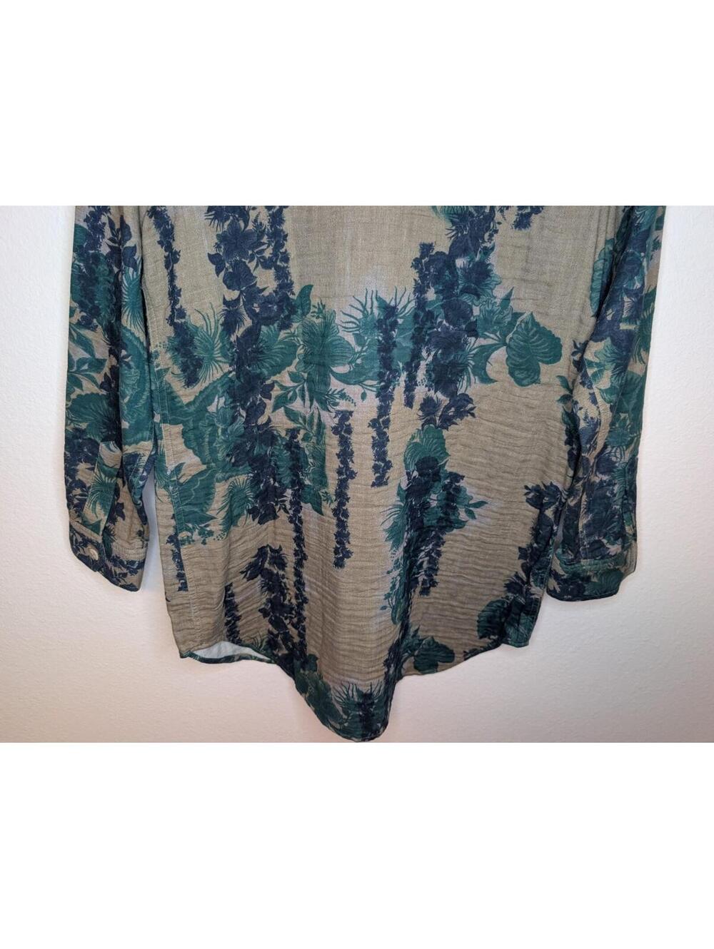 Soft Surroundings Floral Green Cotton Long Sleeve V-Neck Collar Blouse Top Sz S - Picture 6 of 9